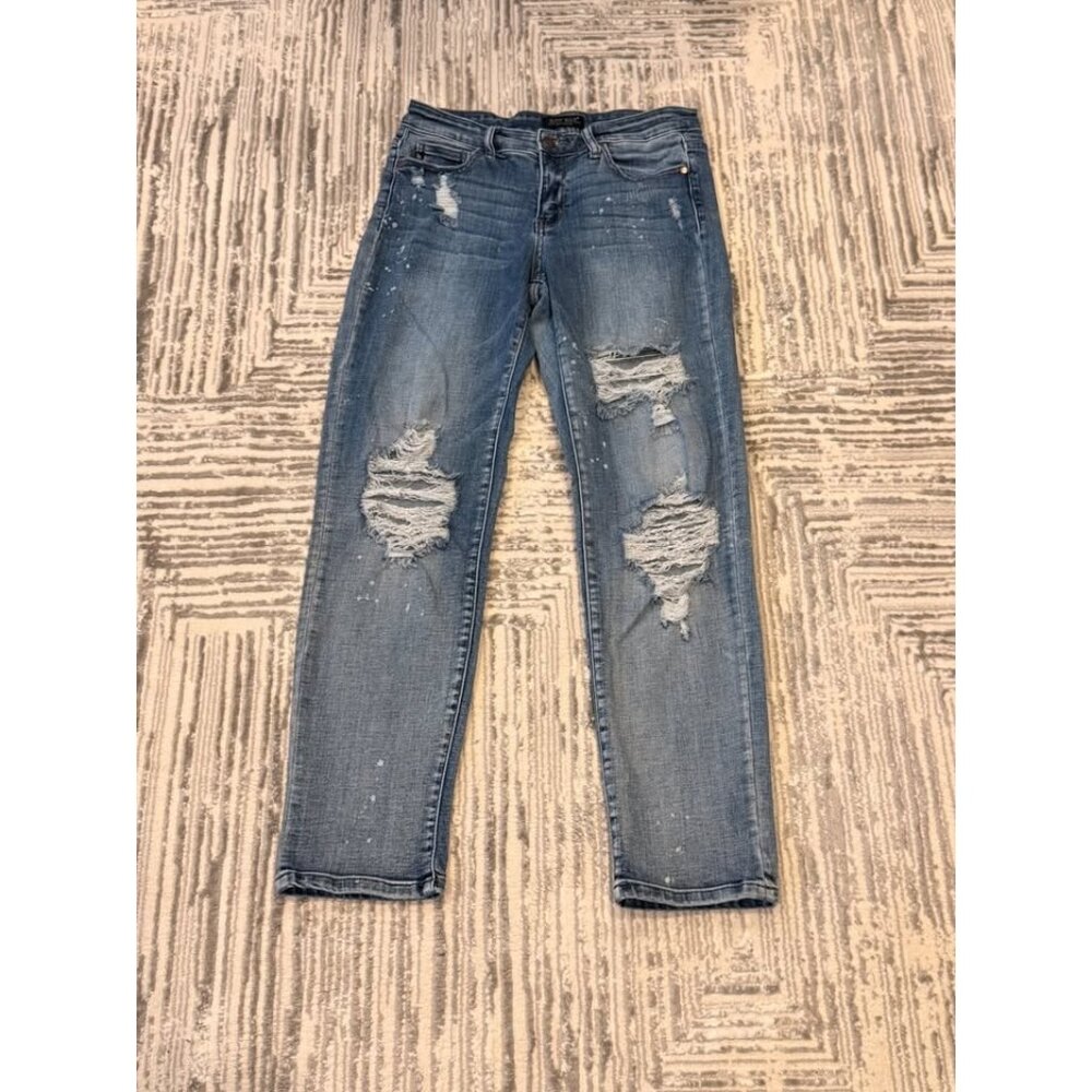 Judy Blue women's size 7/28 Boyfriend Fit blue denim distressed mid-rise jeans